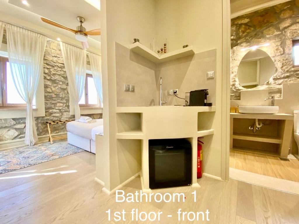 Villasonboard Rock Villa 3 Bed, 3 Bath, Jacuzzi, Seaside Ermioni Exteriör bild