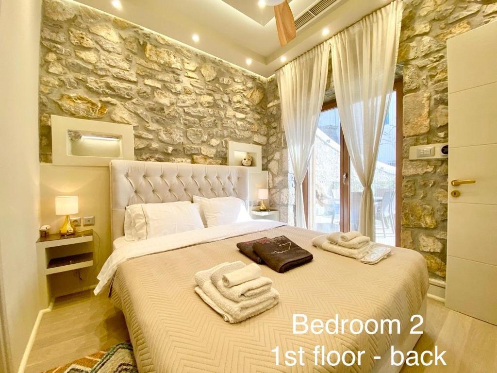 Villasonboard Rock Villa 3 Bed, 3 Bath, Jacuzzi, Seaside Ermioni Exteriör bild